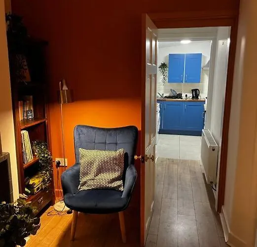 Trendy Artisan Cottage In Stoneybatter Near Dublin City Centre